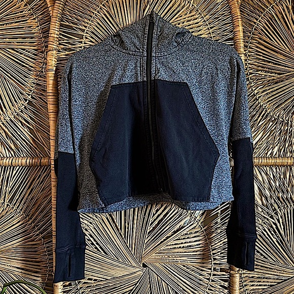 lululemon athletica Tops - Lululemon Cropped Full Zip Hoodie
